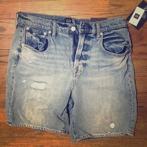 Gap High Rise 7” Short NWT